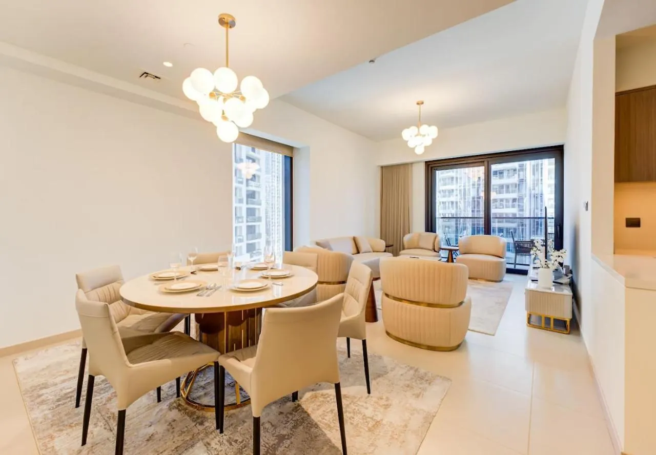 Stylish 2 Bed With Stunning Burj Khalifa View In Downtown Daire Dubai Birleşik Arap Emirlikleri