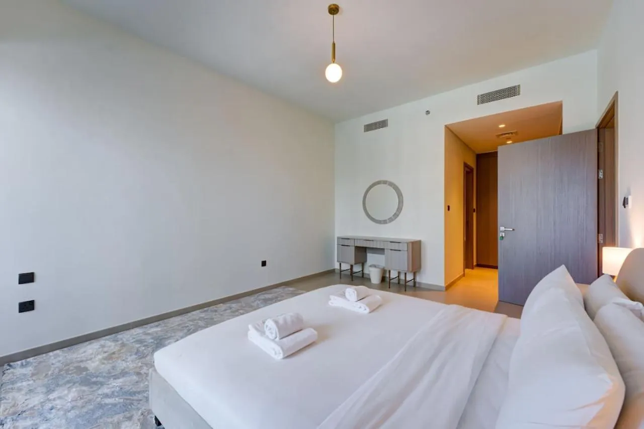 Stylish 2 Bed With Stunning Burj Khalifa View In Downtown Apartment Dubai